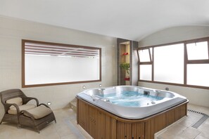 Interior - 2 Bedroom Apartment, Royal Tenerife Country Club (Golf del Sur)