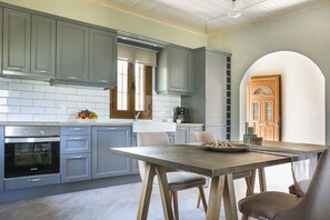 Dining - Cephalonian Countryside Villa - 5 min from Myrtos beach (Divarata)