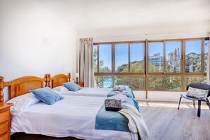 1 chambre, coffres-forts dans les chambres, Wi-Fi gratuit, draps fournis