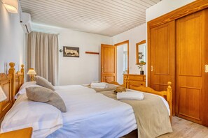 1 slaapkamer, een kluis op de kamer, gratis wifi, beddengoed