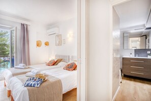 2 bedrooms, in-room safe, free WiFi, bed sheets - Drac 1 by dracmallorca (Cala Santanyi)