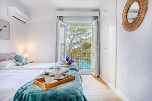 2 bedrooms, in-room safe, free WiFi, bed sheets