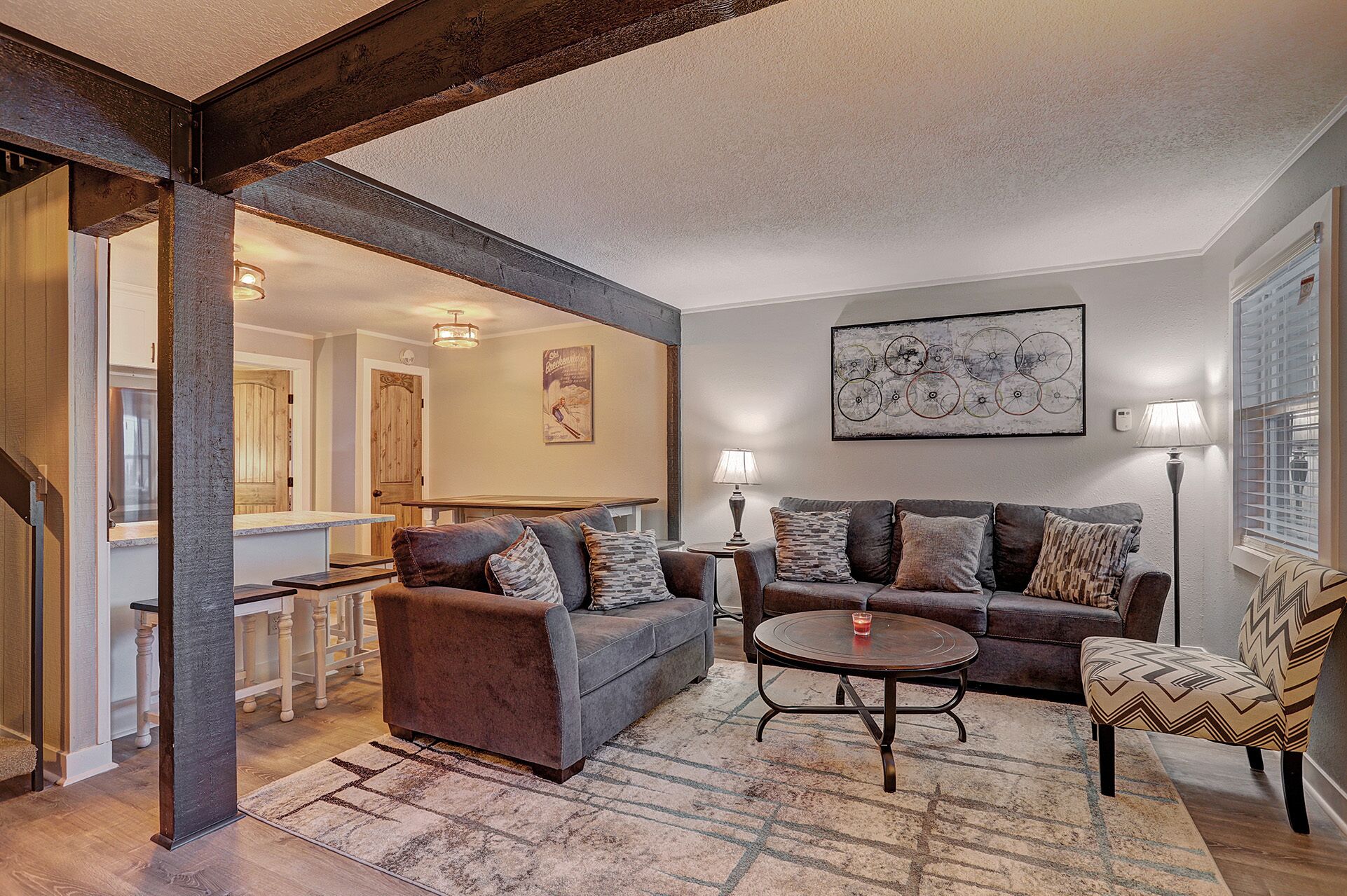 FREE SkyCard Activities - Newly Remodeled, Sleeps 8, Mountain Views - Knotty Pine Lodge