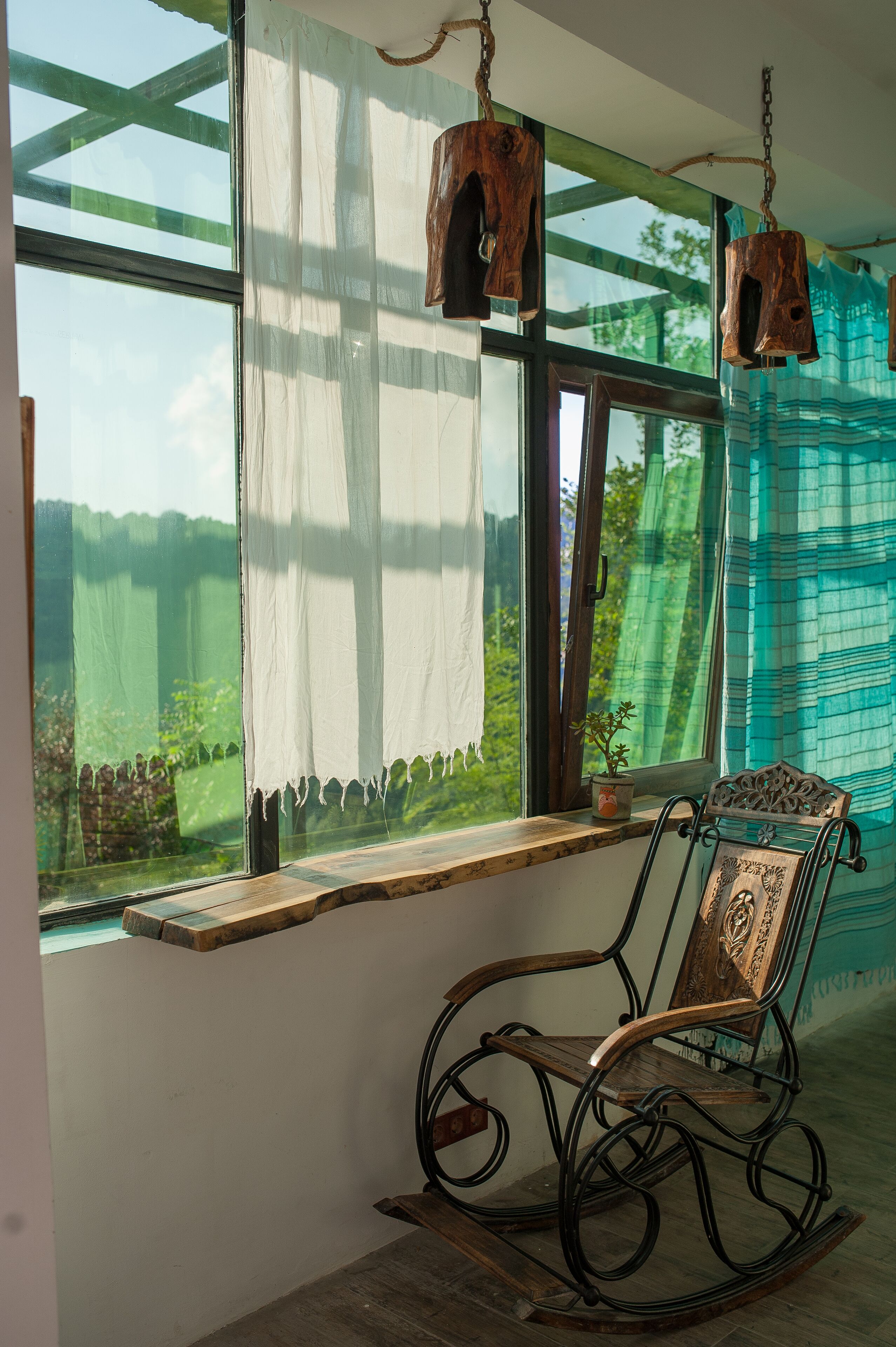 Individually decorated, individually furnished, iron/ironing board