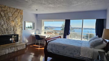 Habitación doble de lujo | Ropa de cama de alta calidad y decoración personalizada