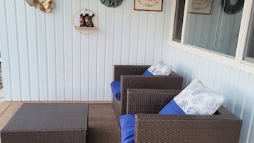 Superior Double Room, 2 Double Beds, Non Smoking, Ocean View | Terrace/patio