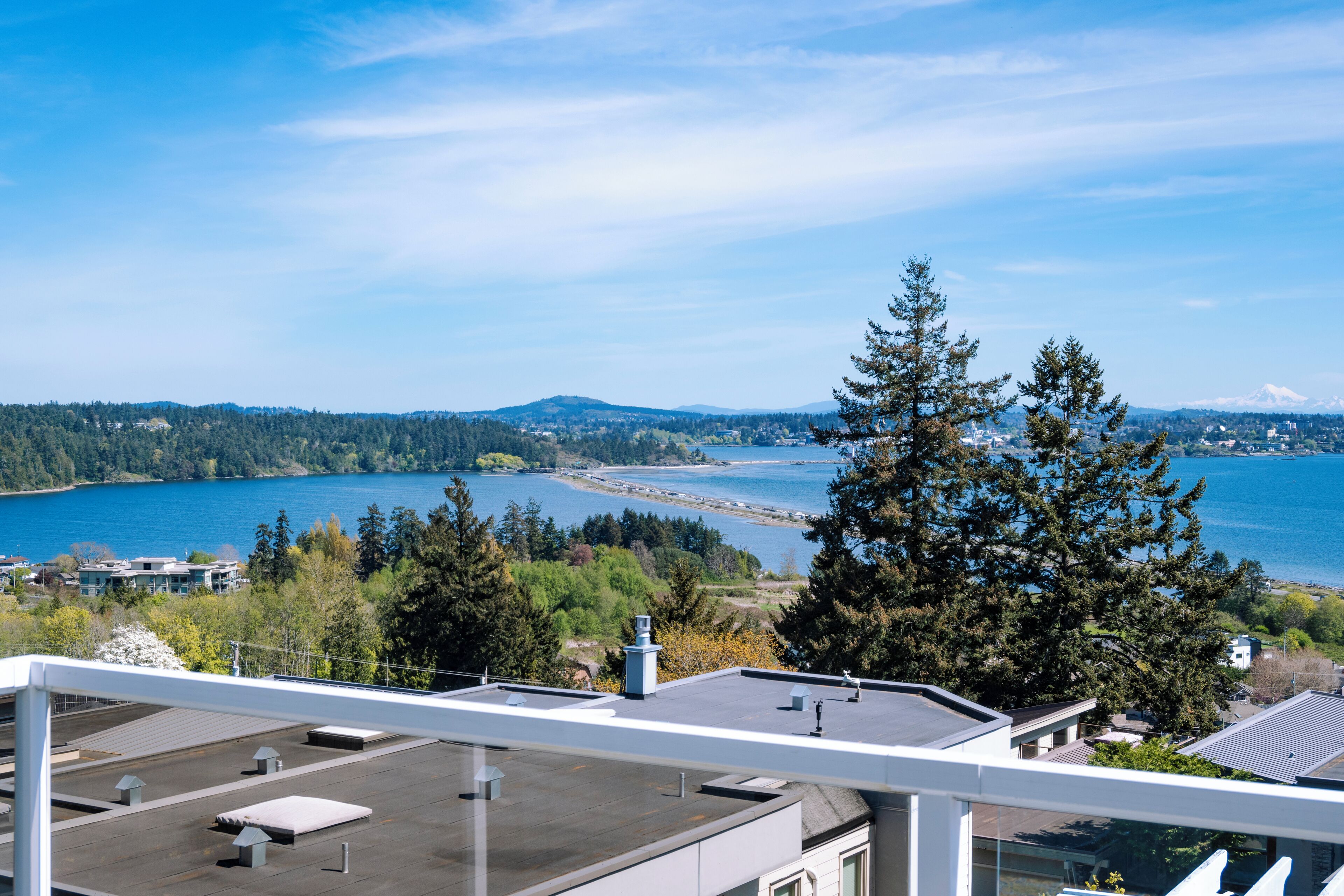 Phòng đôi Cao cấp | Bộ đồ giường cao cấp, trang trí khác biệt 