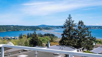 Phòng đôi Cao cấp | Bộ đồ giường cao cấp, trang trí khác biệt