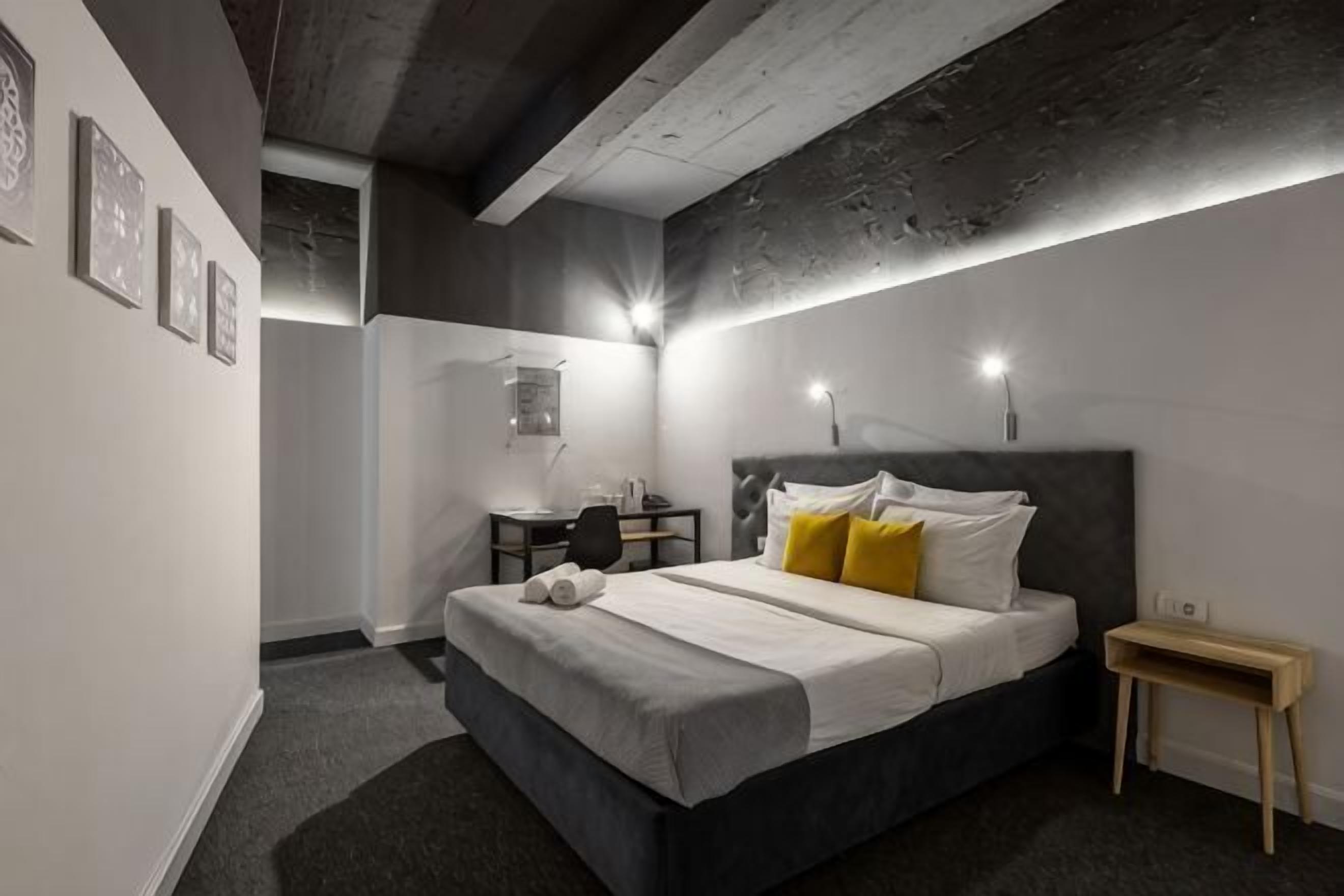 Hochwertige Bettwaren, Tempur-Pedic-Betten, Minibar, Zimmersafe
