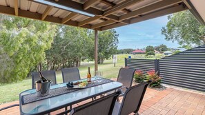 Outdoor dining - Villa 121 Horizons , 37 Horizons Drive - fantastic villa on the golf course (Salamander Bay)