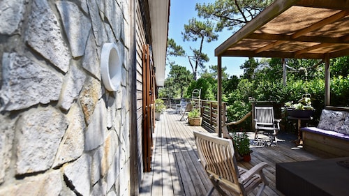 Wunderschöne Villa mit Pool in La Pointe, in der Nähe von Meer und Teich