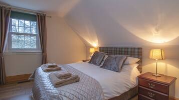 4 chambres, fer et planche Ă repasser, lit parapluie, Wi-Fi