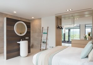 4 bedrooms, iron/ironing board, internet, bed sheets - Mont Blau - Stunning house with pool in Búger (Buger)