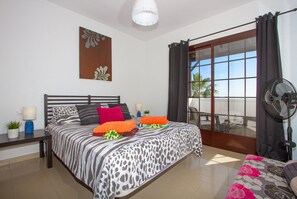 3 Schlafzimmer, Zimmersafe, Bügeleisen/Bügelbrett, WLAN