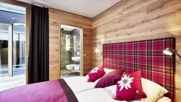 3 habitaciones, cuna de viaje, wifi gratis y ropa de cama