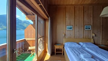 Bügeleisen/Bügelbrett, kostenloses WLAN, Bettwäsche