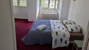 3 Schlafzimmer, Bügeleisen/Bügelbrett, WLAN, Bettwäsche