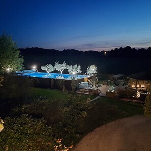 Outdoor pool, a heated pool
