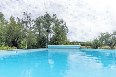 Le Clos de la Bodice holiday cottage for 12-15 people, 7 bedrooms, with Jacuzzi