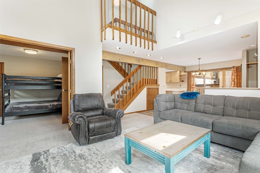 Beautiful Mountain Home - Vail, CO