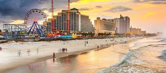 Beachfront Top Floor | King Bed | Direct Access