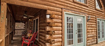 Relaxing 'Riverdance' Log Cabin  is 2.7 miles from Tryon Equestrian Resort 