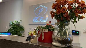 Reception - The Pearl - Luxury Guesthouse (St. Paul's Bay)
