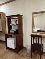 Deluxe Double Room, 1 King Bed, City View, Corner | Down comforters, memory foam beds, minibar, in-room safe