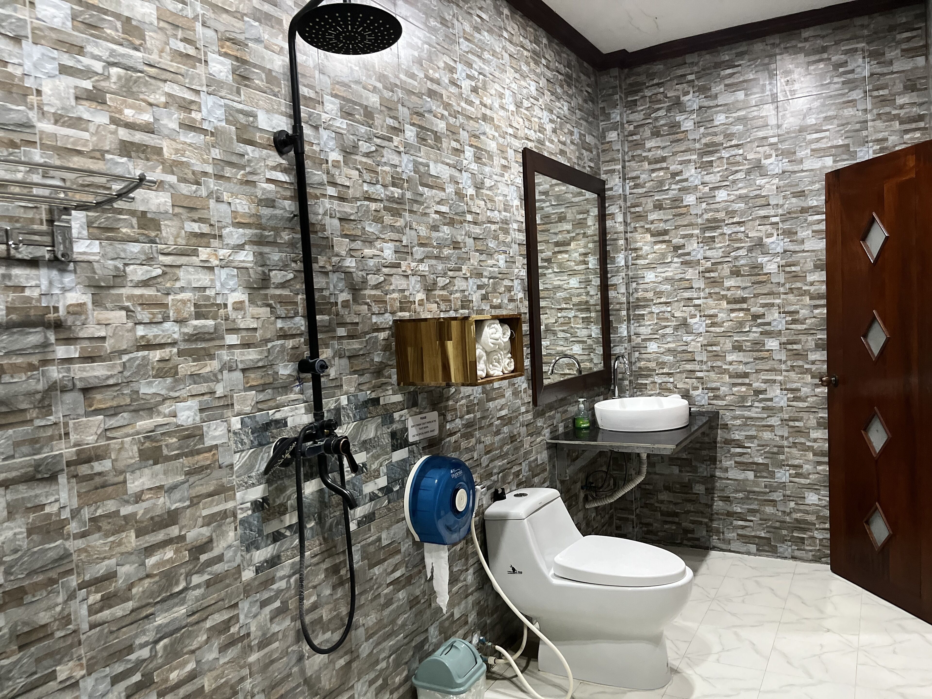 junior triple room, 1 bedroom, balcony, city view | bathroom | shower, free toiletries, slippers, towels