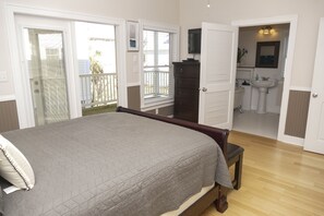 4 bedrooms, in-room safe, iron/ironing board, WiFi
