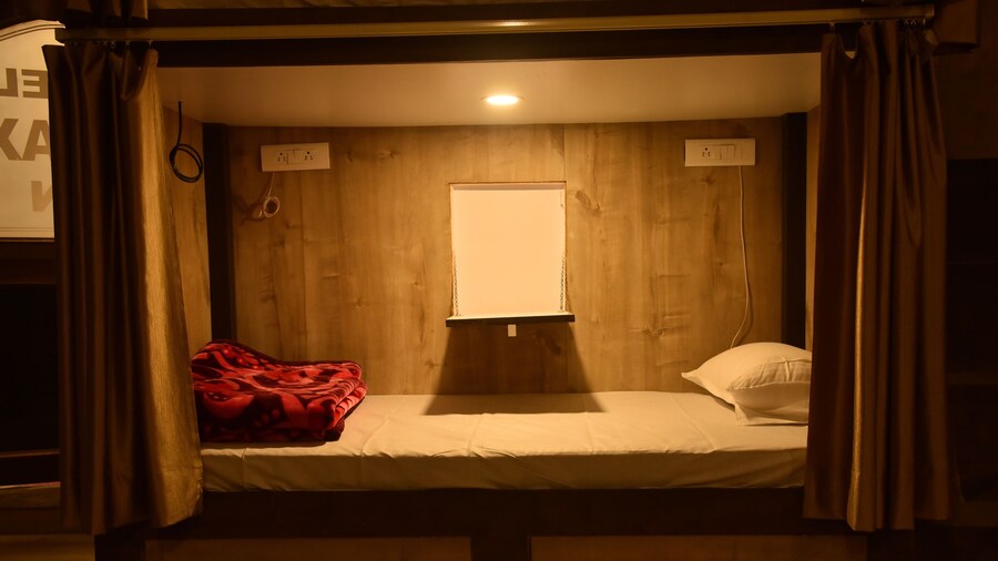 Hotel Relax Inn - Hostel