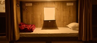 Hotel Relax Inn - Hostel