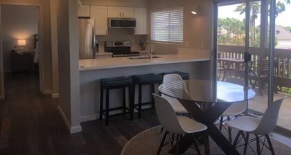Sandpiper 129A - Updated, modern, comfortable 1 bd
