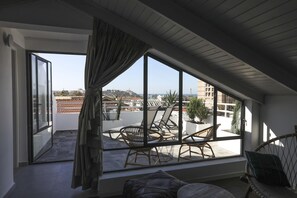 Superior Suite, 1 King Bed, Non Smoking | Balcony view