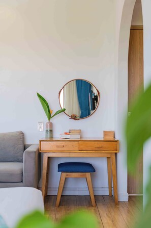 Minibar, individually furnished, desk, blackout curtains - Lime Villa Hoi An (Da Nang)