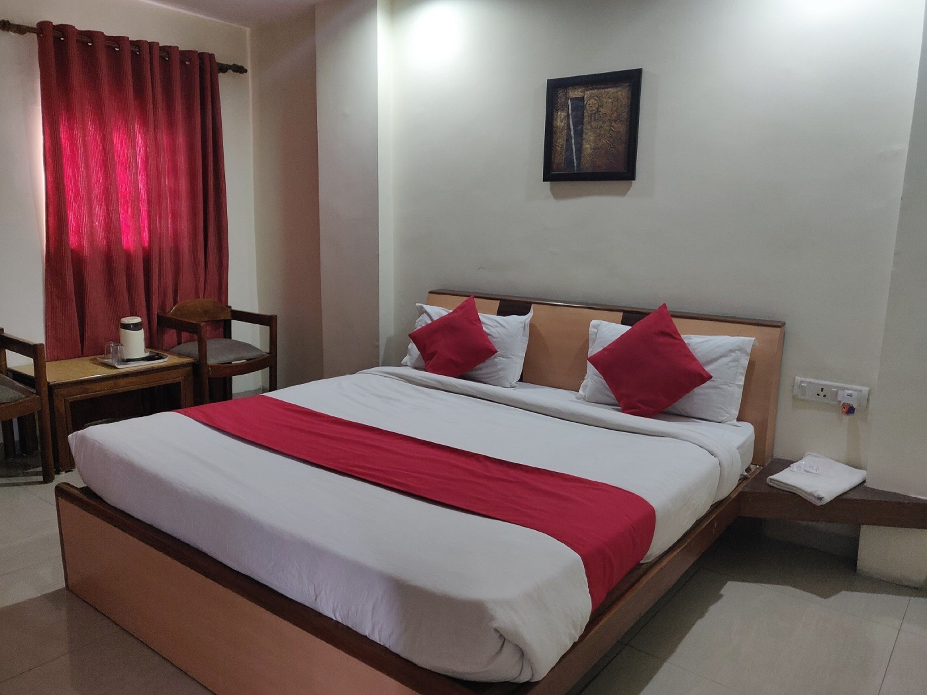 1 bedroom, iron/ironing board, rollaway beds, free WiFi