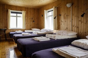 Free WiFi, bed sheets