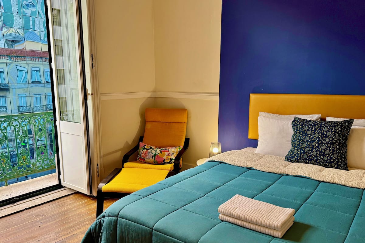 Comfort Double Room, 1 Queen Bed, Shared Bathroom, City View | Hypo-allergenic bedding, memory foam beds, free WiFi, bed sheets