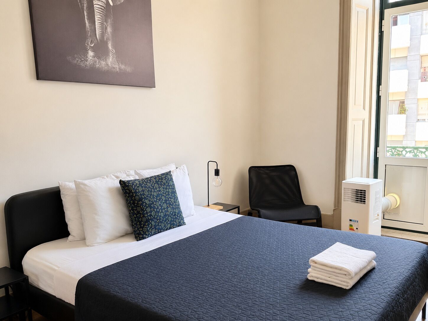 Comfort Double Room, 1 Queen Bed, Shared Bathroom, City View | Hypo-allergenic bedding, memory foam beds, free WiFi, bed sheets