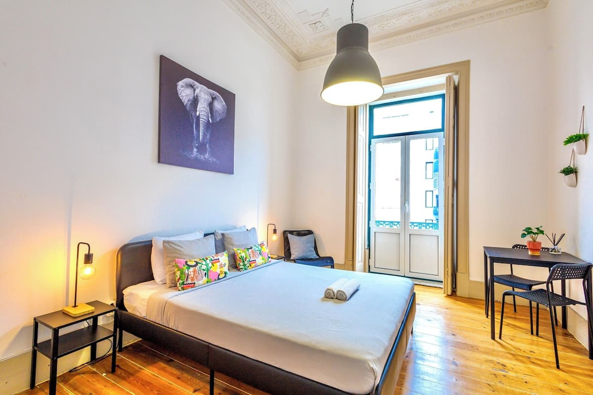 Comfort Double Room, 1 Queen Bed, Shared Bathroom, City View | Hypo-allergenic bedding, memory foam beds, free WiFi, bed sheets
