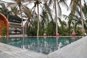Outdoor pool - Triple Bungalow Garden @ CoCo-Farm Hoi An (Hoi An)