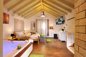 Studiosuite, Nichtraucher, Bergblick | Schallisolierte Zimmer, Bügeleisen/Bügelbrett, kostenlose Babybetten