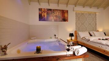 Studio Suite, không hút thuốc, quang cảnh núi | Bồn tắm spa riêng