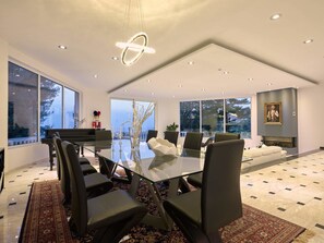 Luxury Villa, 5 Bedrooms, Private Pool | In-room dining - Mont Bleu Luxury Villa (Zakynthos)