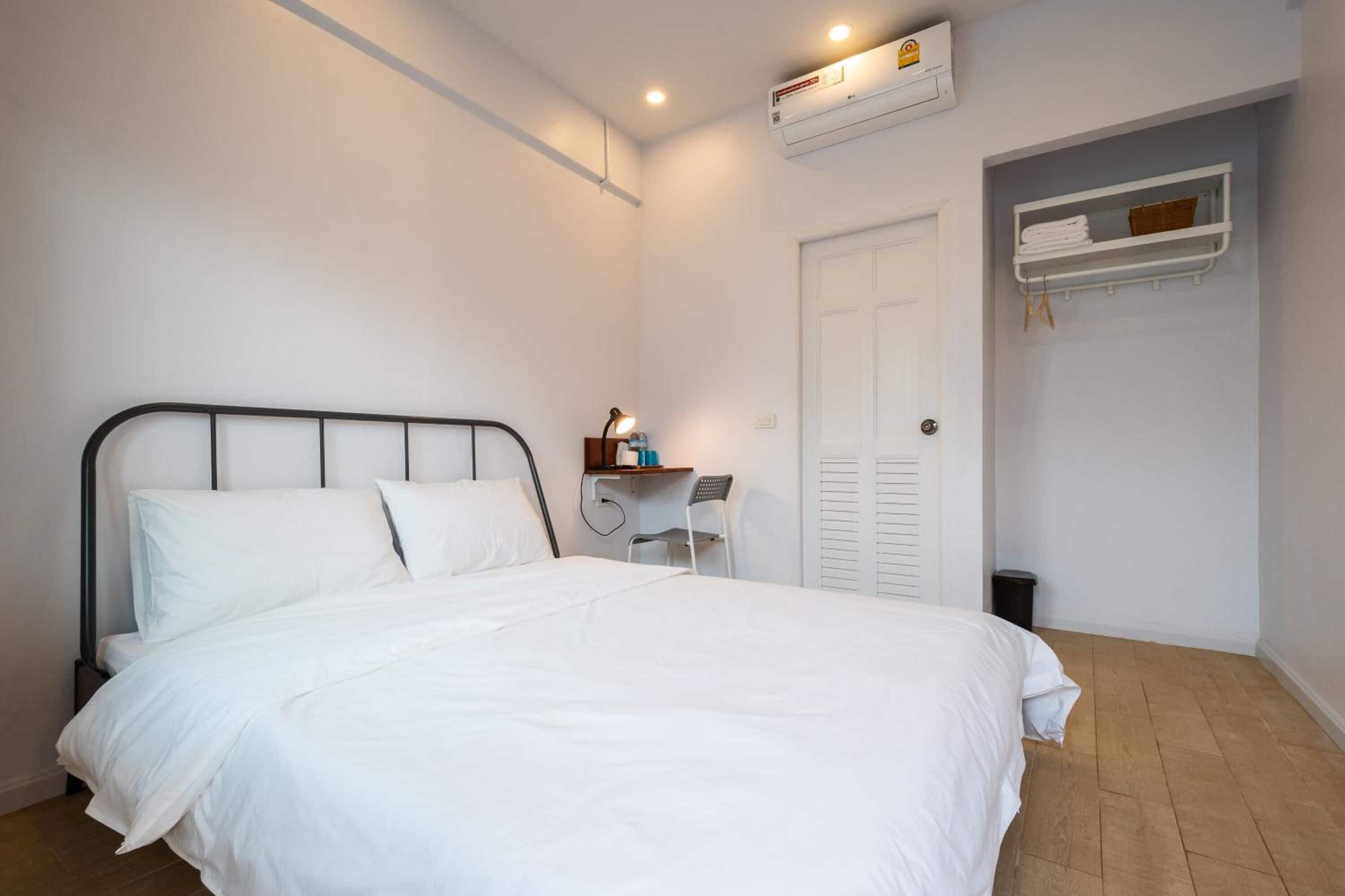 desk, blackout curtains, iron/ironing board, free wifi