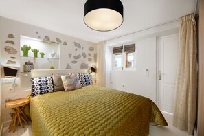 1 bedroom, in-room safe, soundproofing, iron/ironing board