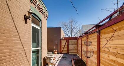 Carriage House Studio- West Highlands - Walk to Restaurants/bars!
