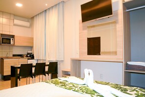 Estudio | Minibar, caja fuerte, wifi gratis y ropa de cama