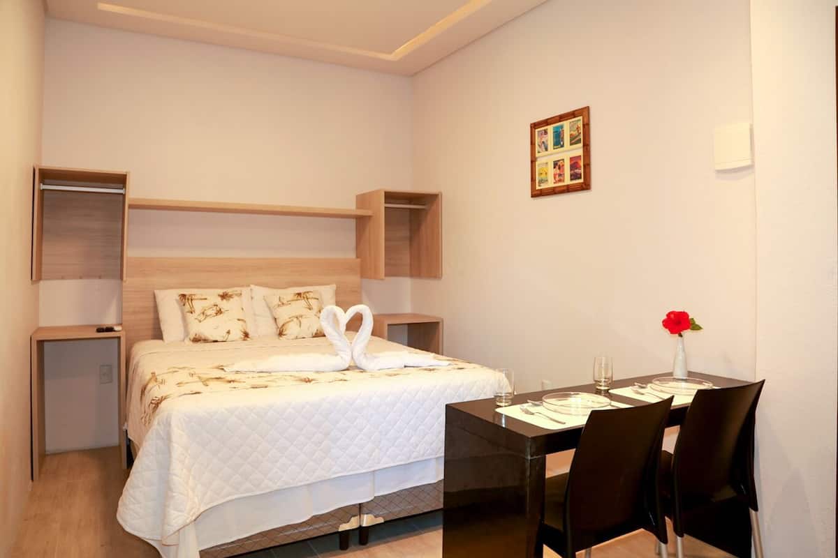 Minibar, in-room safe, free WiFi, bed sheets