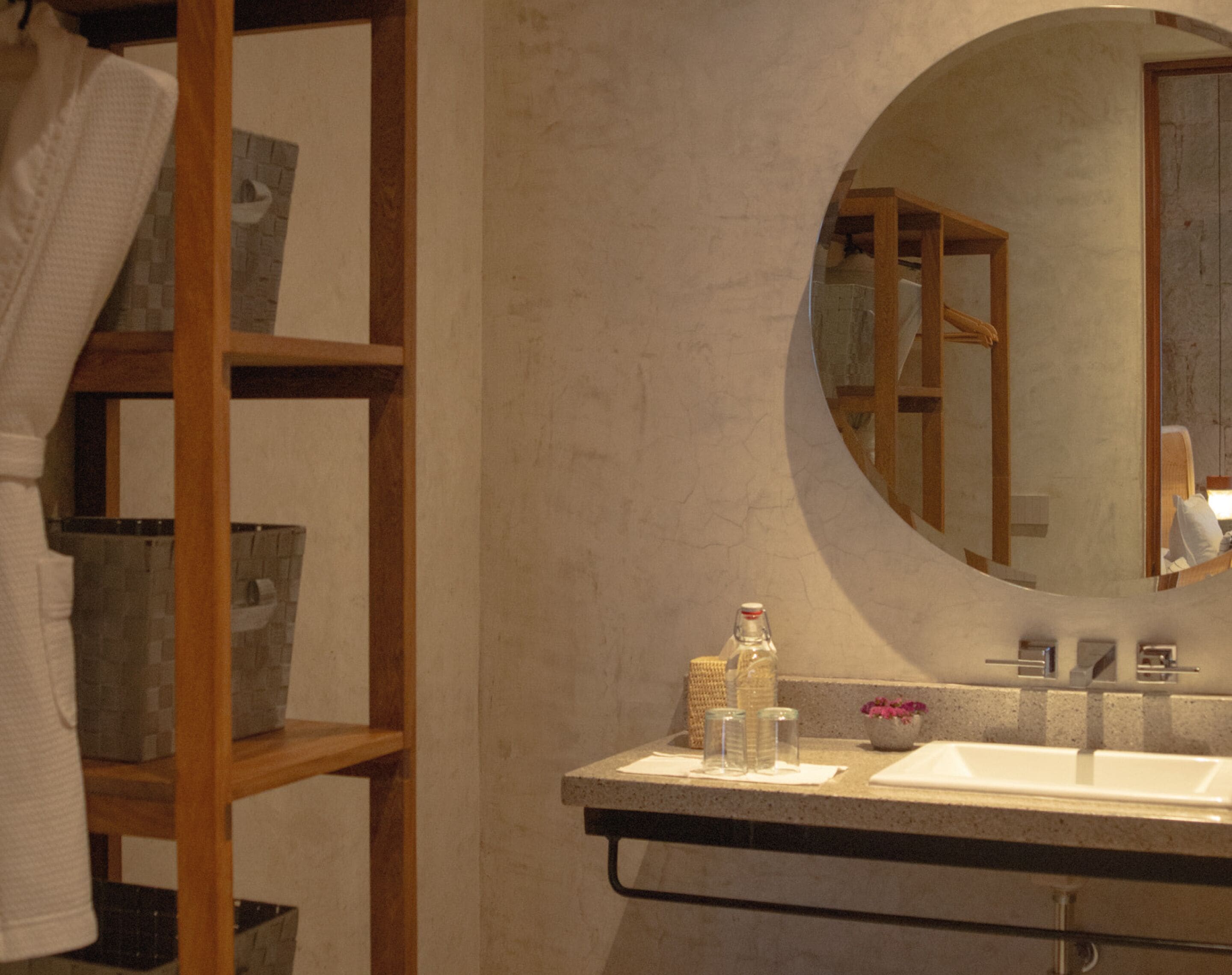 antonieta suite 1 | bathroom | shower, rainfall showerhead, hair dryer, slippers